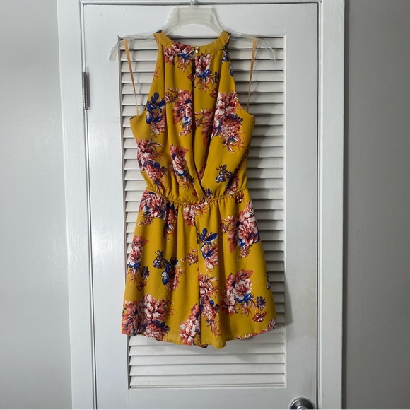 WOMENS M FLORAL PRINT SUMMER ROMPER - Picture 2 of 3